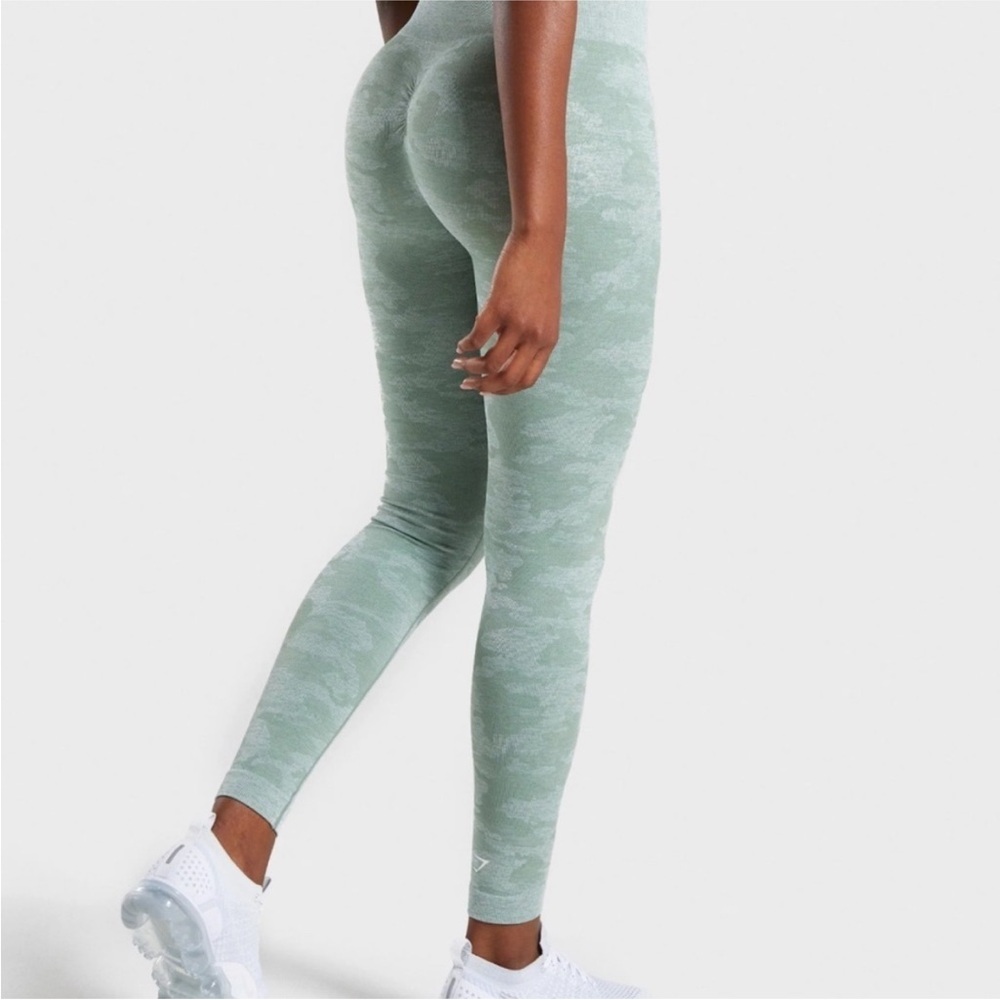 Gymshark Camo Seamless Leggings size S
